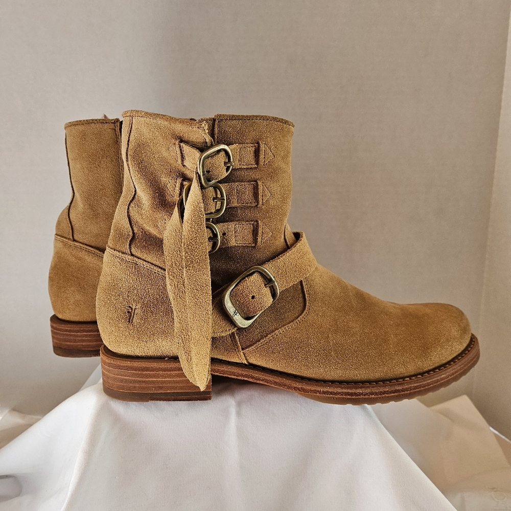 Frye Suede Tan Veronica Moto Bootie Womens's Size 11